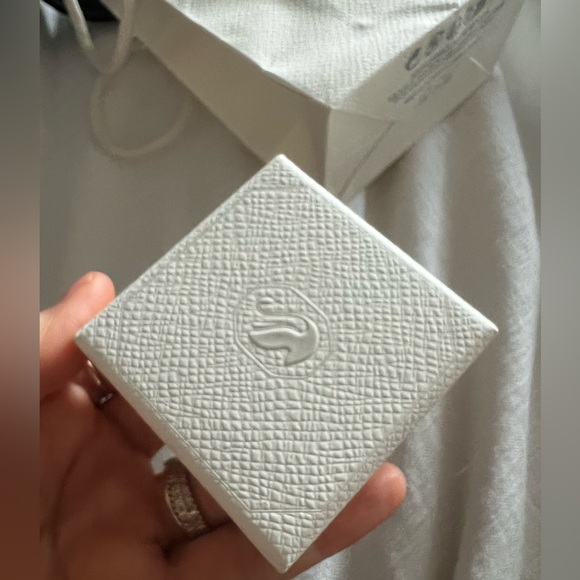 Swarovski Lucent stud earrings
Pink, Rose gold-tone plated - Picture 7 of 9